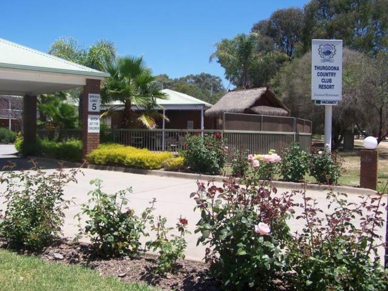 Thurgoona Country Club Resort Extérieur photo
