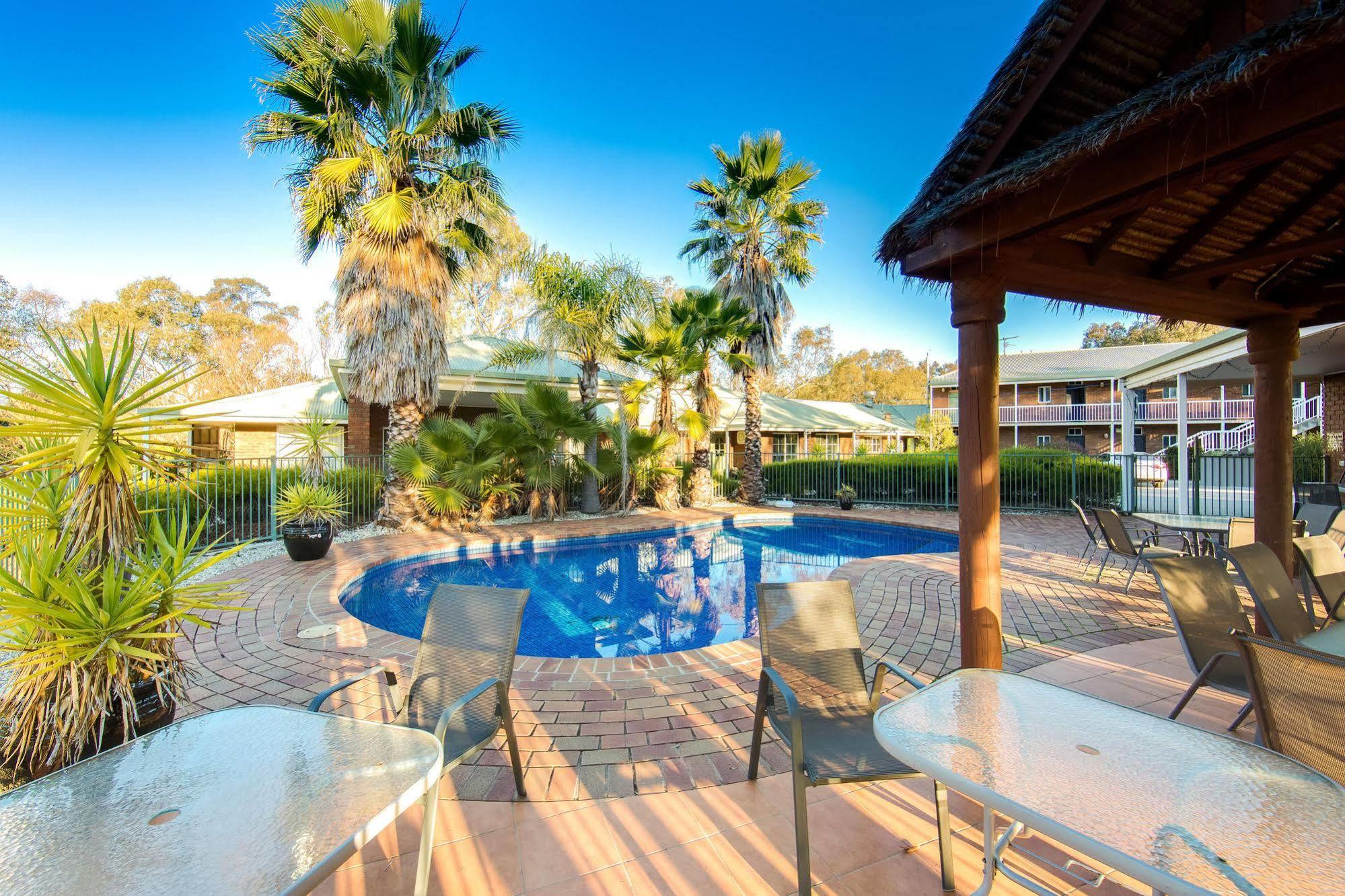 Thurgoona Country Club Resort Extérieur photo